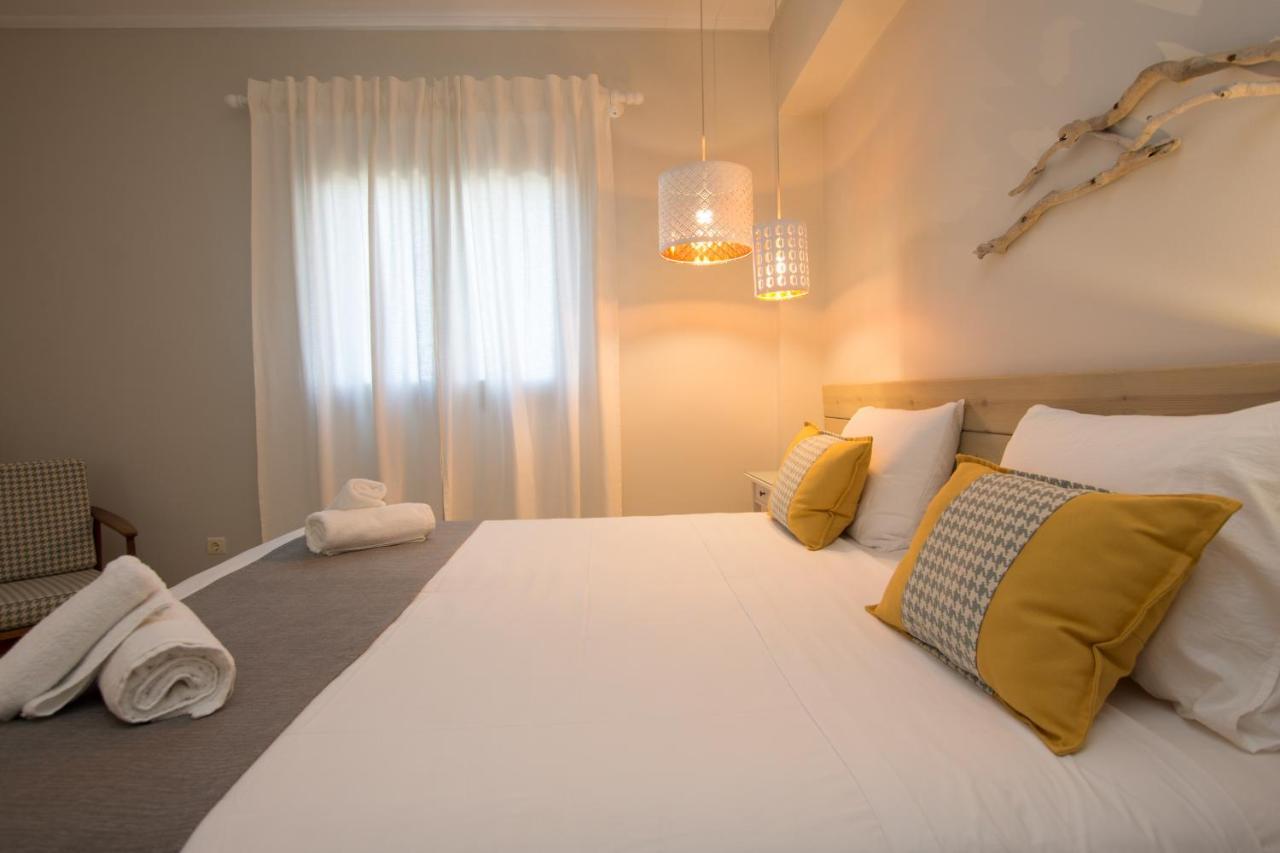 Golden Coast Boutique - Luxury Living Aparthotel Kypseli Bagian luar foto